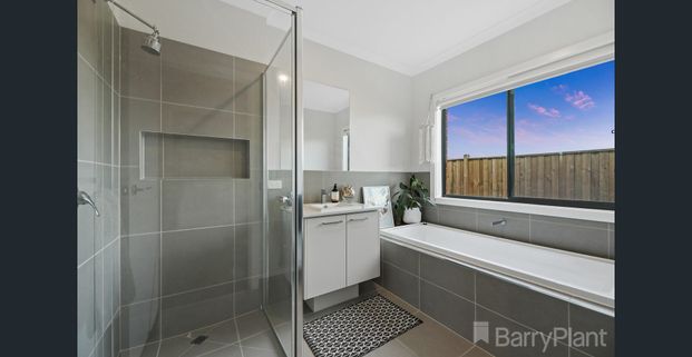 A quality Metricon build - Photo 1