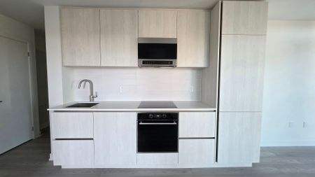 For Lease - 110 Broadway Avenue Unit# 1309, Toronto, Ontario - Photo 4