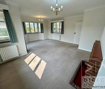 3 bedroom property to rent in Ashtead - Photo 5