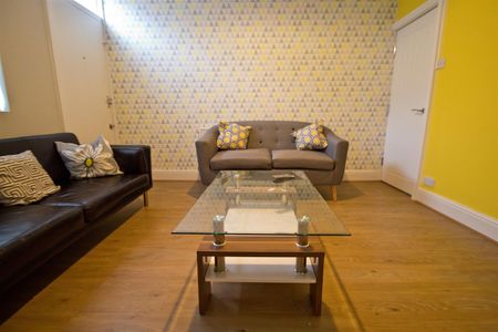 School View, Hyde Park, LS6 1EN, Leeds - Photo 5