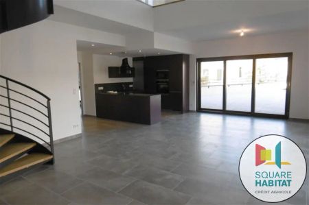 Location appartement 5 pièces - 126m² à Vichy (03200) - Photo 2
