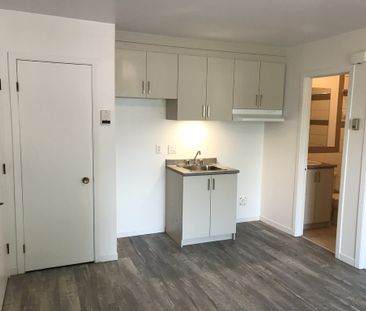 JUIN, 2 1/2, SECTEUR TRANQUILLE - Photo 1