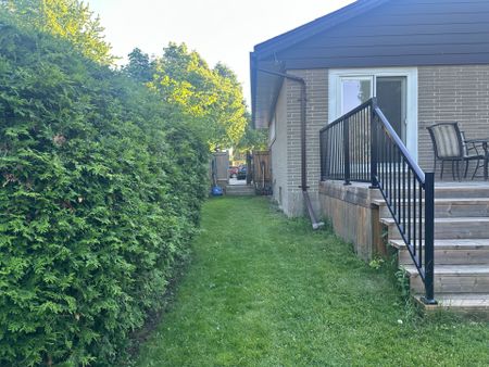 For Lease - 135 Treverton Drive Unit# Main, Toronto, Ontario - Photo 3