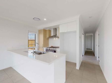 Modern Luxury Awaits at 51 Amaranthine Street, Mango Hill! - Photo 3