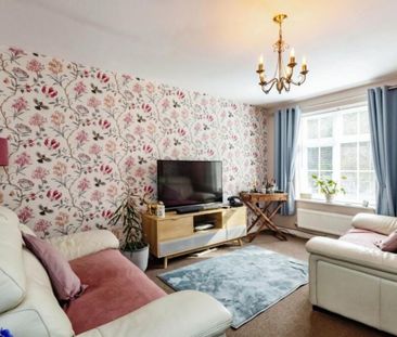 3 Bed Terraced House, Leonard Street, NG6 - Photo 3