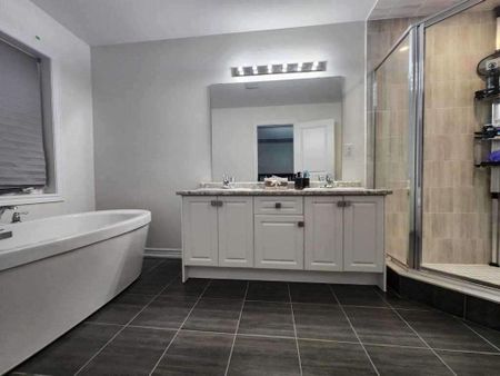 For Lease - 62 Swordfish Drive, Whitby, Ontario - Photo 5