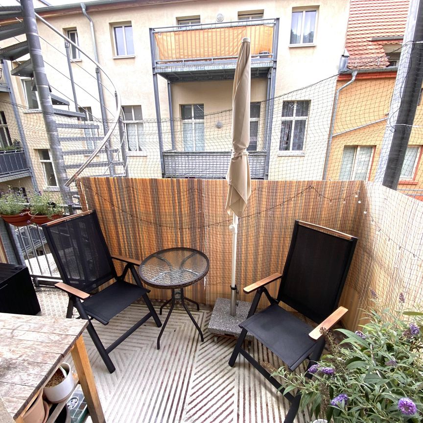 "Charmante 2-Raum-Wohnung mit Balkon in Top-Lage" - Photo 1