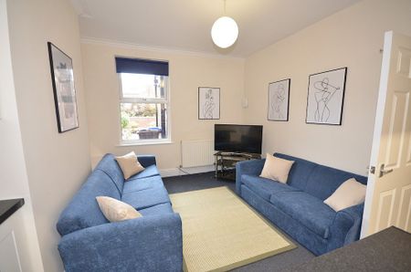 12, Thompson Road, Ecclesall, Sheffield S11 8RB - Photo 5