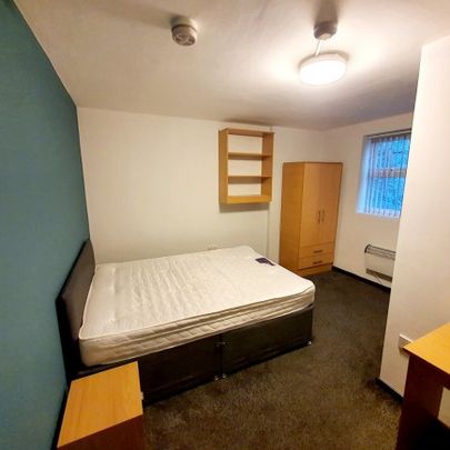 1 Bed - Biscayne House 16 Longside Lane (on Campus), Bradford, Bd7 - Photo 1