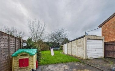 Cromwell Crescent, Market Harborough - Photo 2