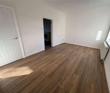 Tollgate Terrace, Annfield Plain, Stanley, County Durham, DH9 - Photo 4