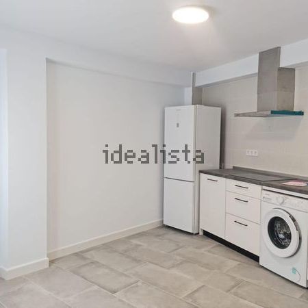 Alquiler de piso en Centro - Photo 1