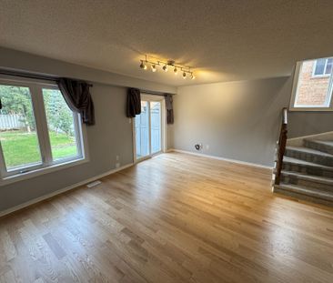 For Lease - 7 Stiles Avenue, Aurora, Ontario - Photo 6
