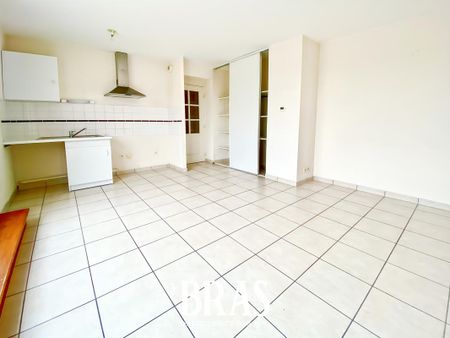 Location Appartement 3 pièces 50m² VANNES 56000 - Photo 3