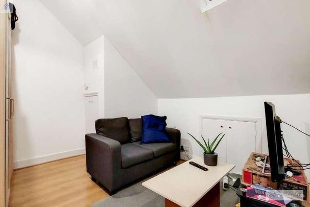 Louisville Road, Tooting Bec, SW17 - Photo 1