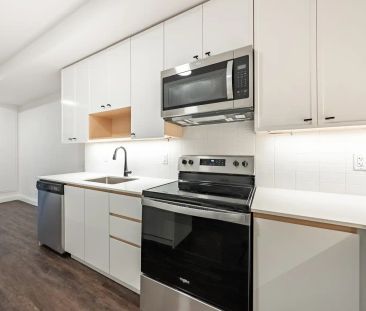 Windwood II — 2 Bedroom - Photo 3