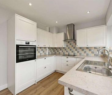 Cambridge Walk, Bognor Regis, PO21 - Photo 1