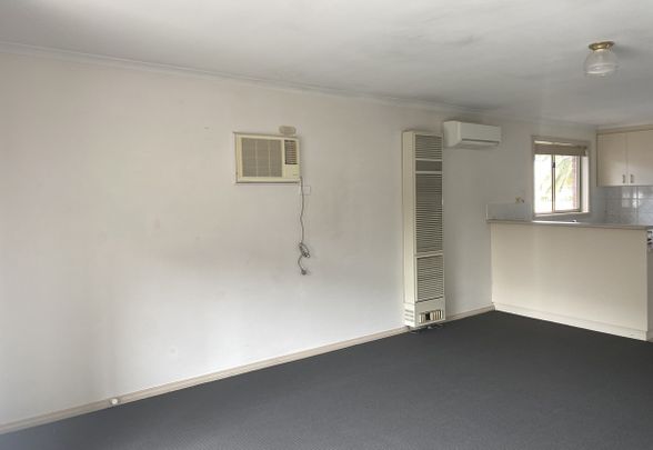 2 / 15 McKean Street, MOOROOPNA VIC 3629 - Photo 1