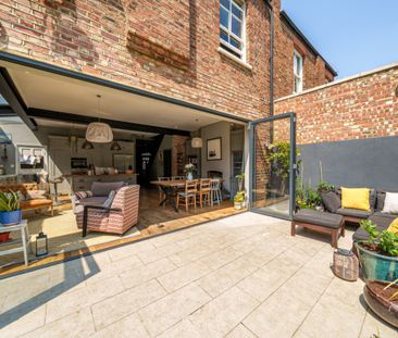 Greenham Road, London, N10 - Photo 1