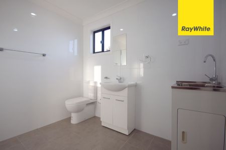 TWO BEDROOM GRANNY FLAT LOCATED IN CONVENIENT LOCATION - Photo 4