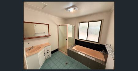 35 Plum Tree Crescent, Moore Park Beach, Qld 4670 - Photo 2