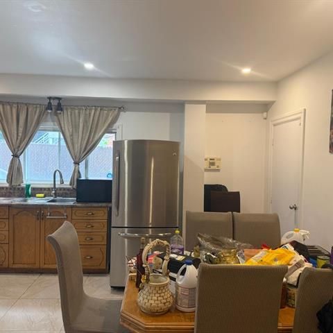 10859 Av. de London - Photo 1