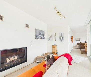 Exklusives Penthouse mit 360° Panoramablick und grosszügigem Wohnko... - Photo 1