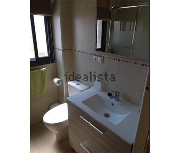 Alquiler de piso en Calle Campo de la Iglesia - Photo 5