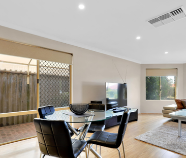 60 Forest Lakes Drive, Thornlie WA 6108 - House For Rent | Domain - Photo 6