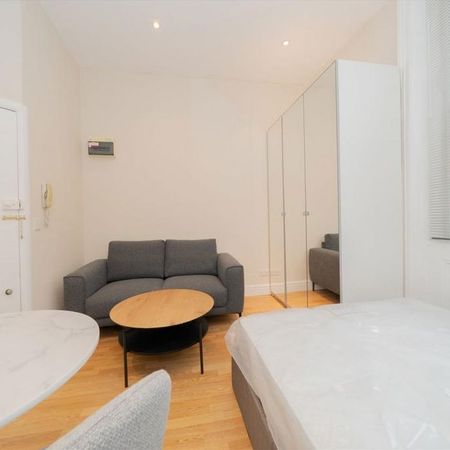 Studio to rent - Photo 4