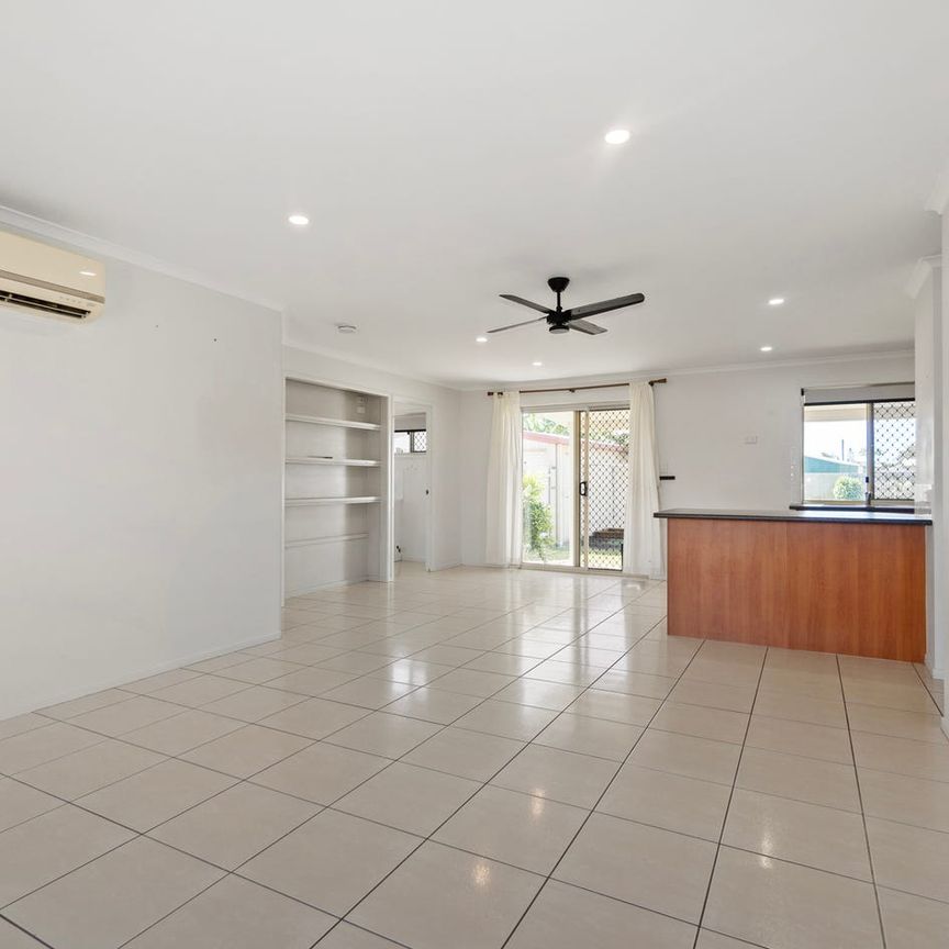 8 Hansen Street, Burnett Heads, Qld 4670 - Photo 1