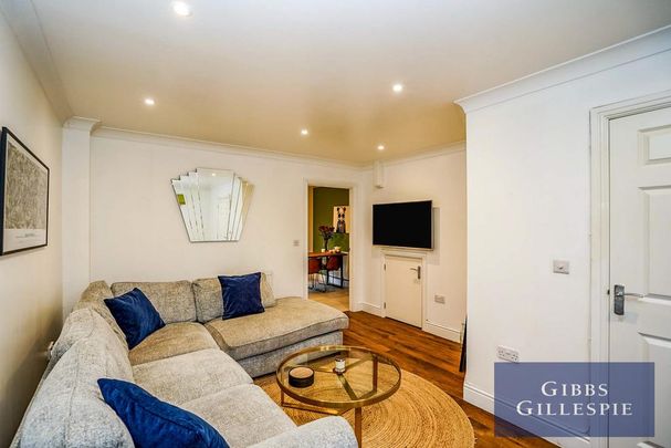 3 bedroom terraced house to rent - Photo 1