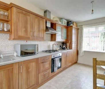 4 bedroom private hall to rent - Photo 5