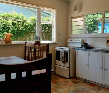 Tidy and Private 3 Bedroom Cottage - Photo 4