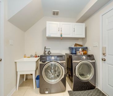 For Lease - 3002 Preserve Drive Unit# 5, Oakville, Ontario - Photo 5