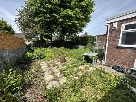 2 bedroom bungalow to rent - Photo 4
