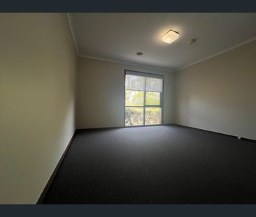 4 Drovers Ct, Vermont South, Vic 3133 - Photo 2