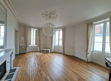 Appartement T6 à louer - 223 m² - Photo 3
