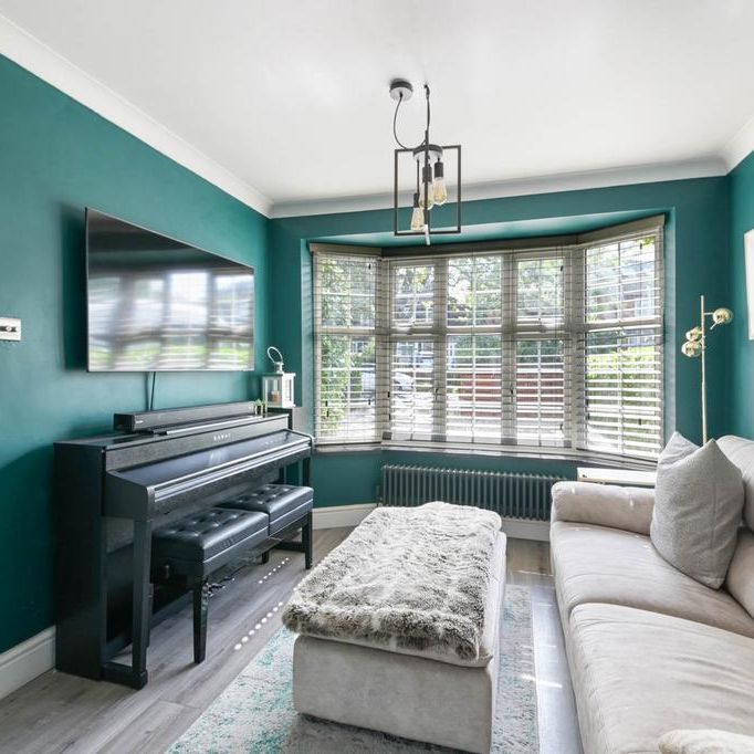 3 bedroom semi-detached house to rent - Photo 1