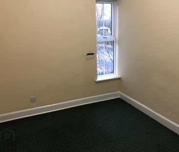 8 Coastguard Cottages, Carrickfergus, BT38 8BU - Photo 3