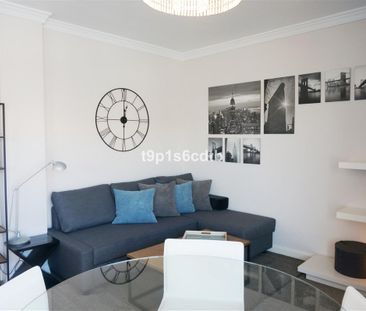 Apartment in Nueva Andalucía, Costa del Sol - Photo 6