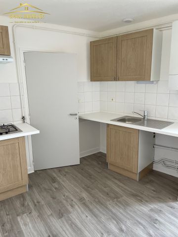 CHARLIEU RUE A.FARINET T3 60M² - Photo 4