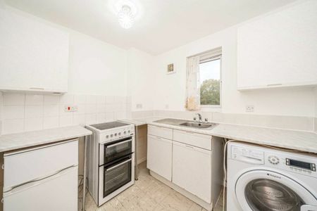 Richens Close - Photo 4