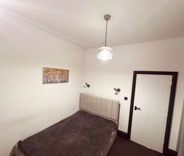 2 Bed Flat, Sandford Road, B13 - Photo 2