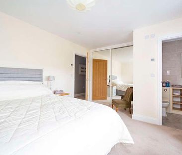 Glemsford, Sudbury, Suffolk, CO10 - Photo 2