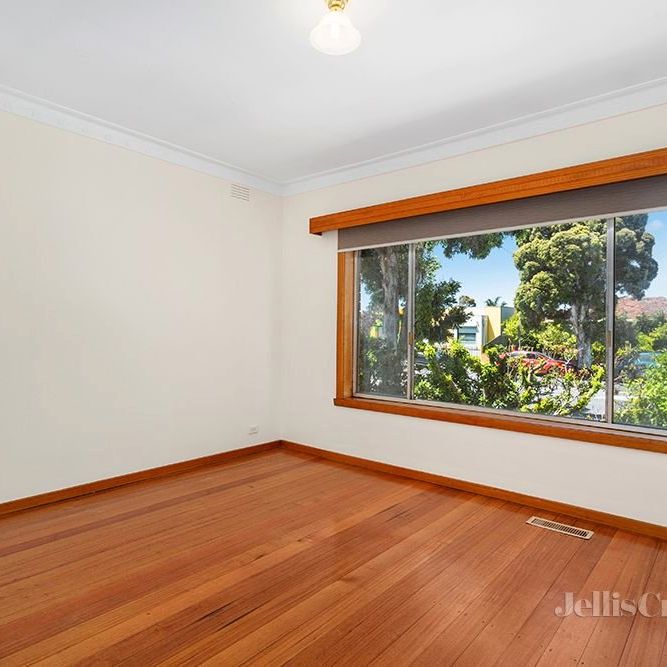 2 Nancye Drive, Lalor - Photo 1