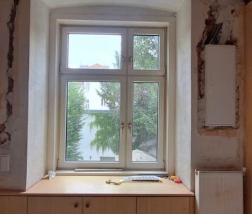 Bastlerhit, große 3,5 Zimmer Altbauwohnung in zentraler Lage des 16... - Photo 1