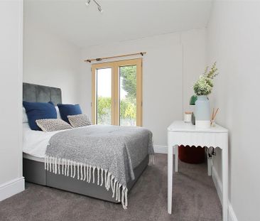 3 bedroom detached house to rent - Photo 2