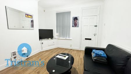 2 bed Mid Terraced House for Rent - Photo 4