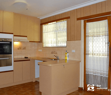 Family Home - Photo 5